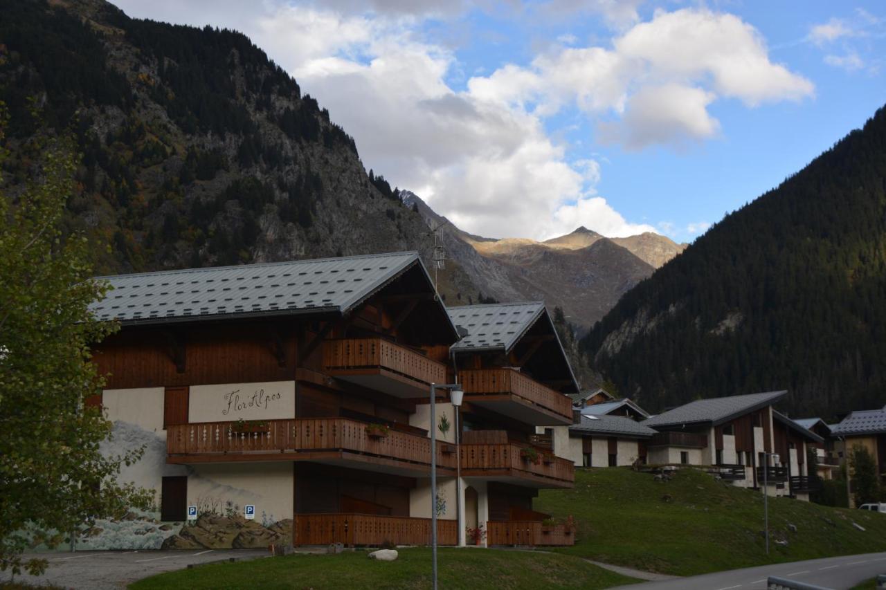 Joli Studio Expose Sud Avec Terrasse Apartamento La Plagne Exterior foto